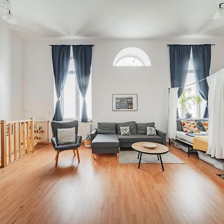 117 M² Near Nussdorferstrasse Apartman Bécs Kültér fotó