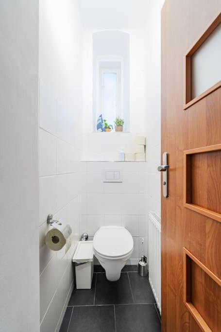 117 M² Near Nussdorferstrasse Apartman Bécs Kültér fotó